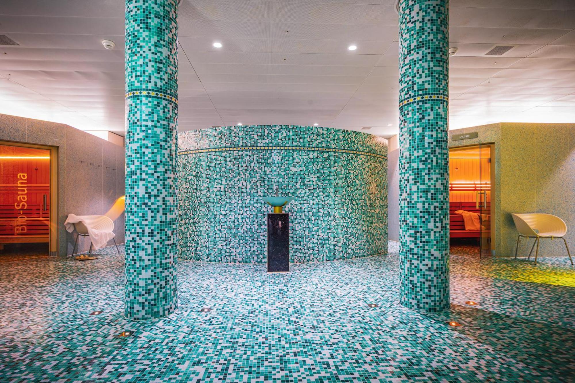 Seedamm Plaza Hotel 4*