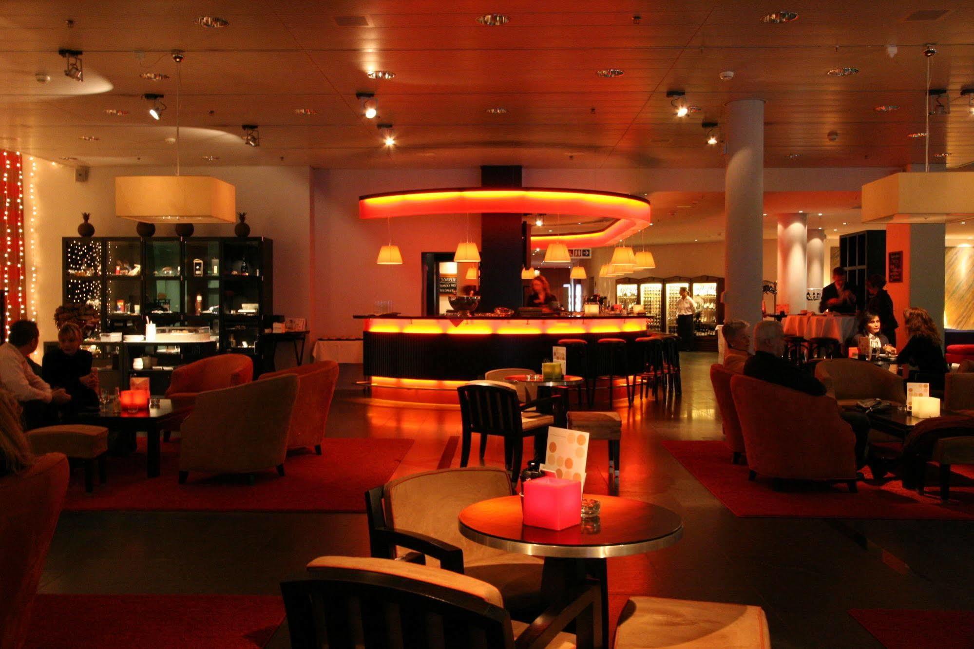 Hotel Seedamm Plaza 4*