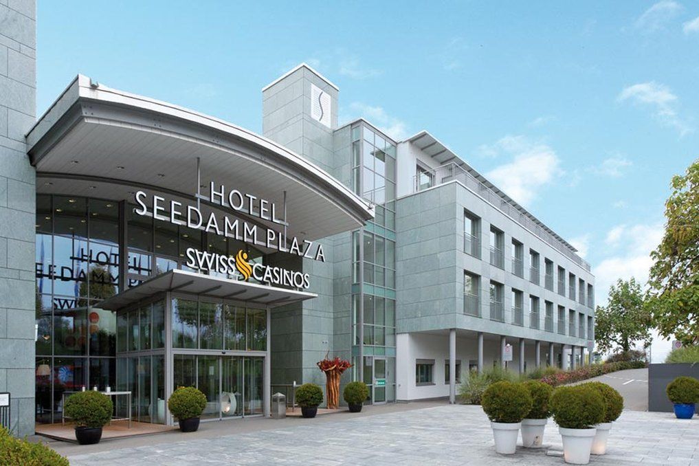 Seedamm Plaza
